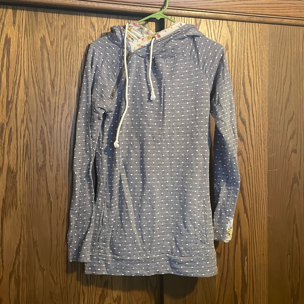 Women’s double hood sweatshirt - 95% Cotton / 5% Spandex